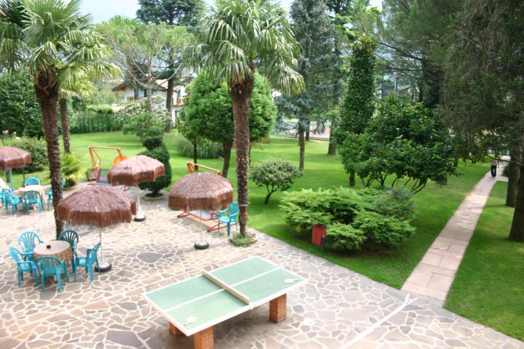 Hotel Castel Lodron Storo Exterior photo
